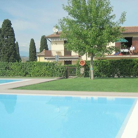 Belvilla By Oyo Enticing Holiday Home With Pool Lazise Exteriér fotografie