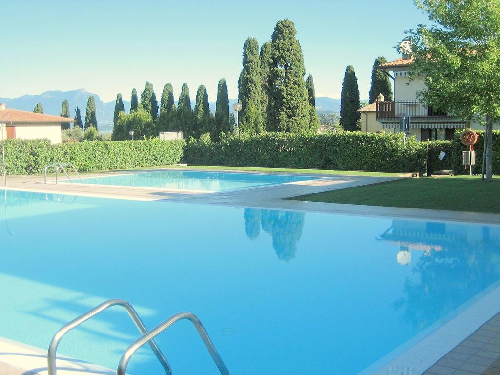 Belvilla By Oyo Enticing Holiday Home With Pool Lazise Exteriér fotografie